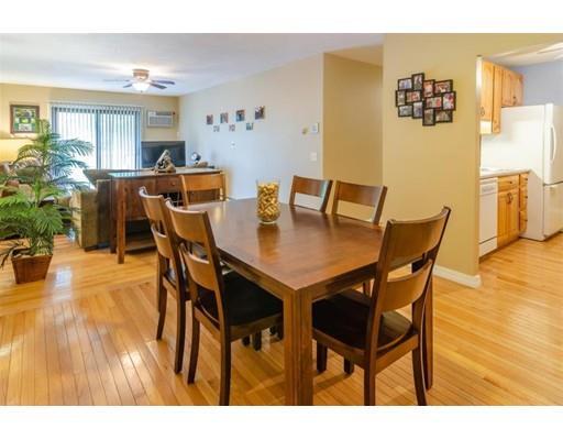 Building Photo - 13 Strawberry Bank Rd