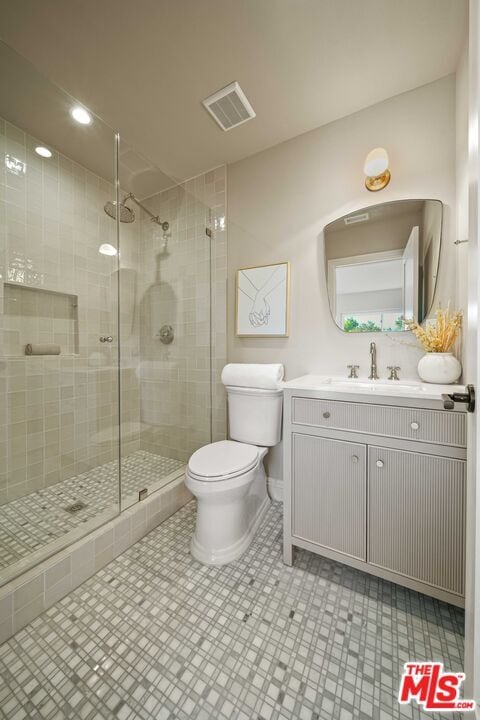 Building Photo - 5622 Babbitt Ave