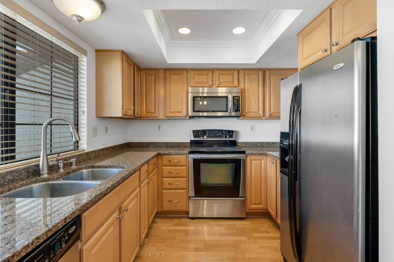 Building Photo - 7962 Mission Vista Dr