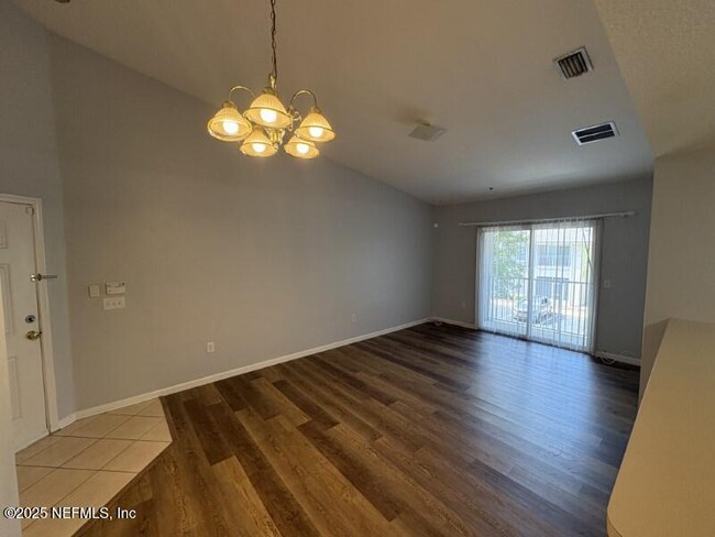 Building Photo - 6070 Maggies Cir