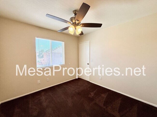 Building Photo - 14451 Green River Rd