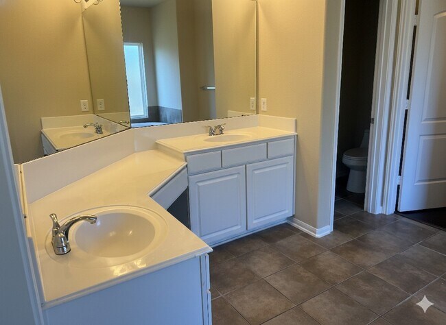 Building Photo - 19003 Piper Hill Ln