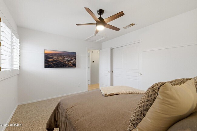 Building Photo - 9750 E Gelding Dr