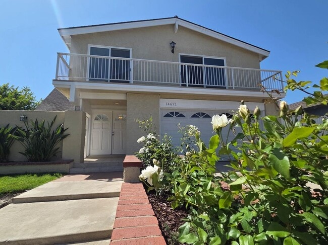 Building Photo - 14671 Kimberly Cir