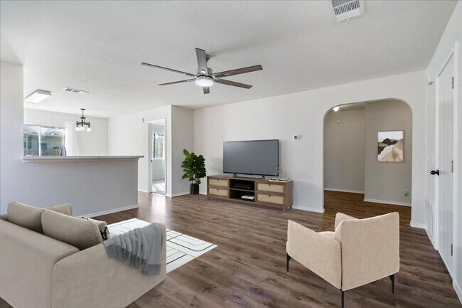 Building Photo - 304 Watergate Way