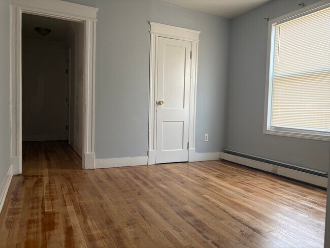 Building Photo - 47-49 Irion Street, Waterbury CT 06704