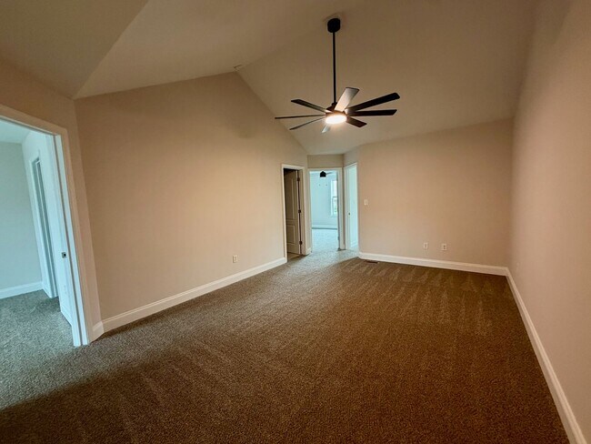 Building Photo - 208 Whitley