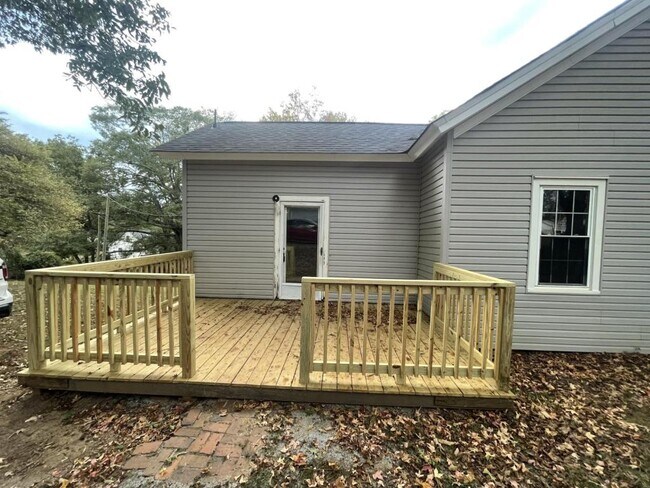 Building Photo - 407 Connecticut Ave