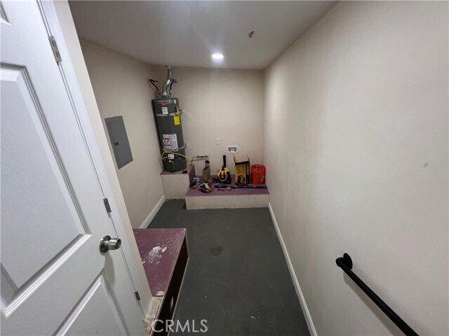 Building Photo - 13375 Larch St
