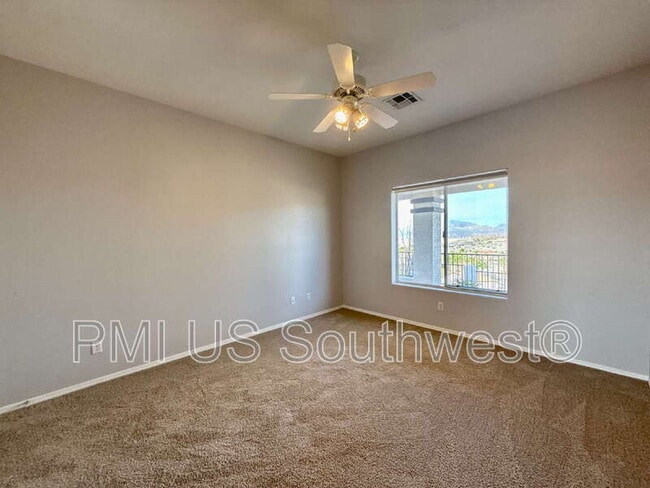 Building Photo - 2917 Desert Vista Dr