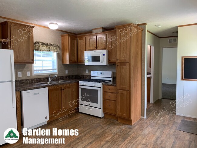 Unit 26 - AVAILABLE - 1203 N Creek Rd