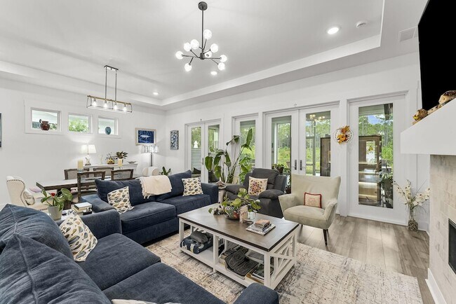 Building Photo - 119 Anastasia Cir