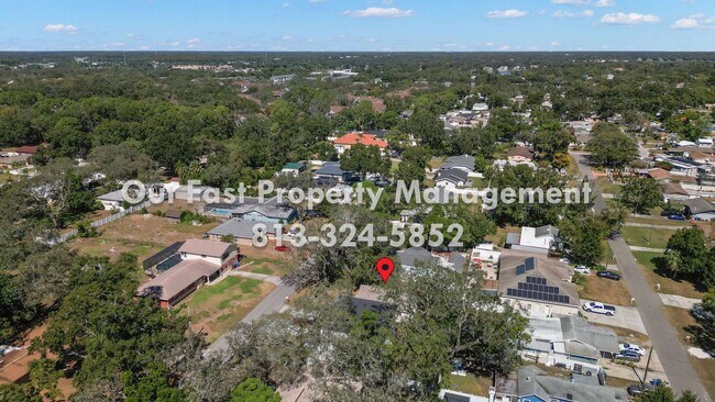 Building Photo - Private Yard Living with Recent Upgrades in Central Tampa