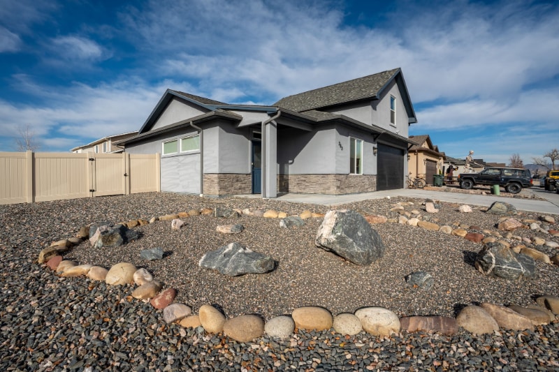 Building Photo - 383 Sage Way