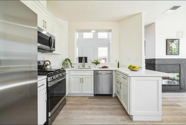 Building Photo - Stunning 3 Bed, 2.5 Bath in Antioch