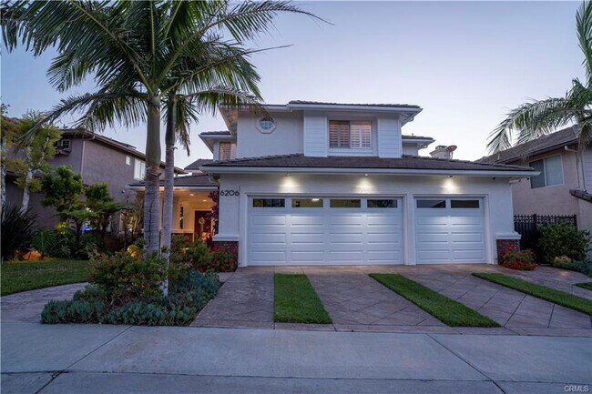 Building Photo - 6206 E Cliffway Dr