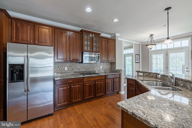 Building Photo - 2915 Murano Way