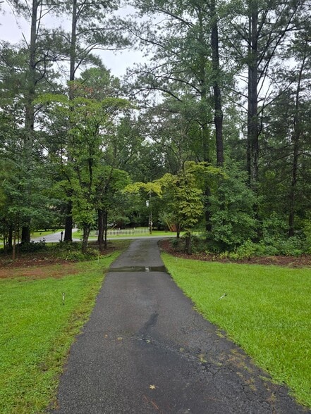 Building Photo - 460 Haynes Creek Cir