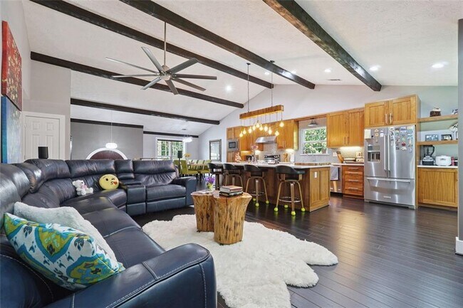 Building Photo - 3941 Pine Gorge Ct NE