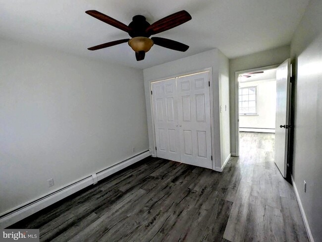 Building Photo - 71 Handy Rd