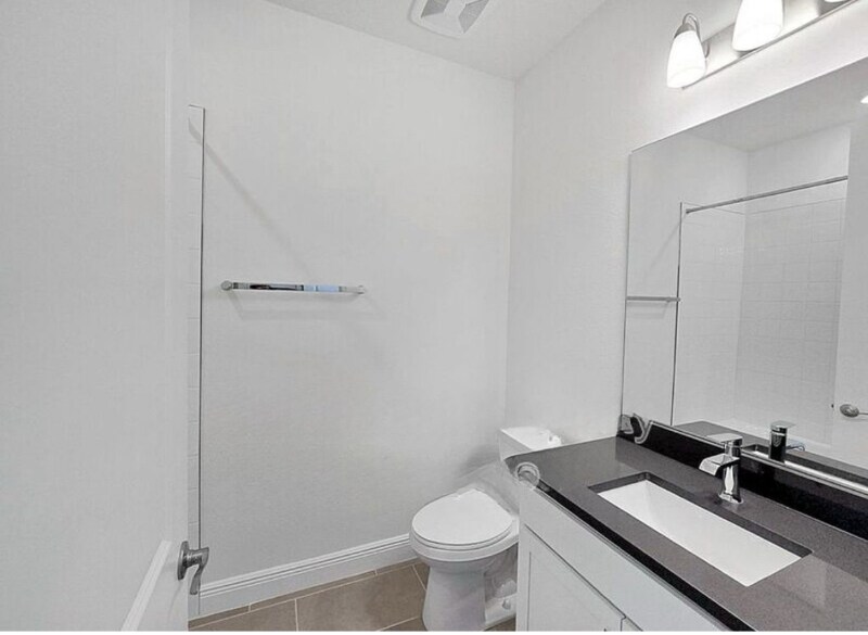 Building Photo - 9250 Gulf Hvn Dr