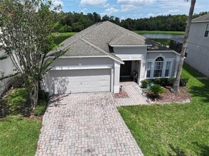 Building Photo - 4742 Cumbrian Lakes Dr