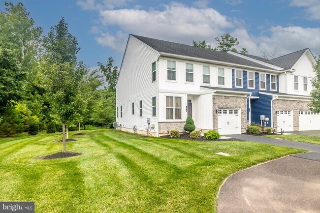 Building Photo - 401 Wynstone Ct
