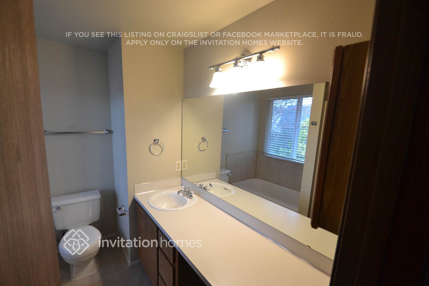 Building Photo - 11834 SE 263rd Ct