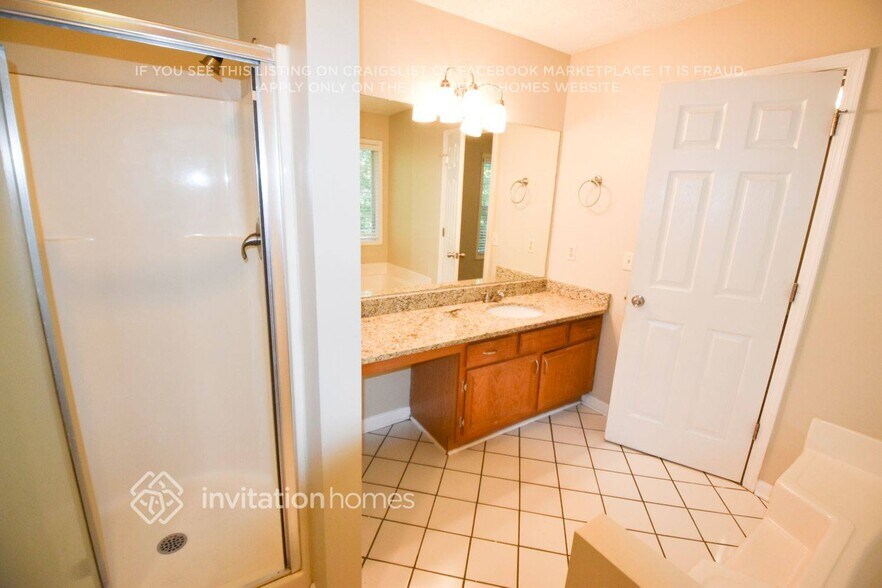 Building Photo - 2874 Overlake Run