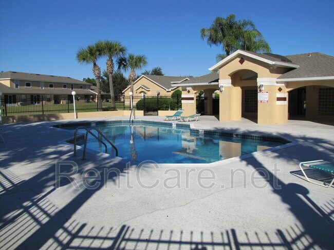 Building Photo - 1239 Lucaya Cir