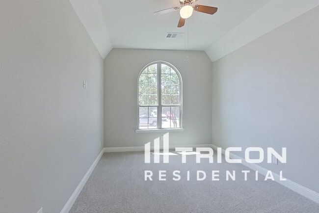 Building Photo - 3612 Tioga Trl