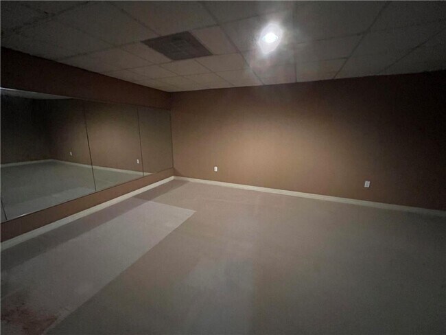 Building Photo - 4110 Sugar Mill Dr
