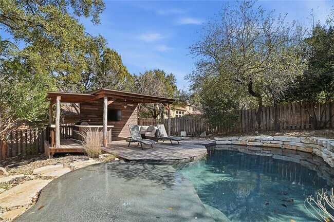 Building Photo - 108 Schooner Dr