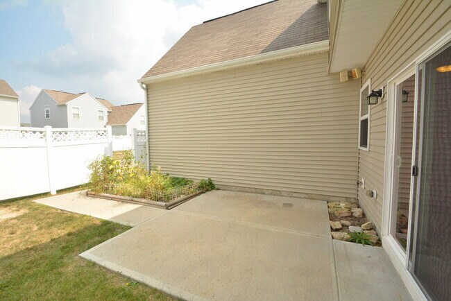 Building Photo - 13172 S Elster Way