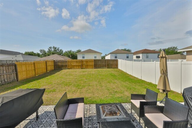 Building Photo - 11438 Ivy Flower Loop