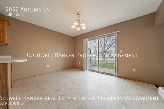 Building Photo - 2052 Autumn Ln
