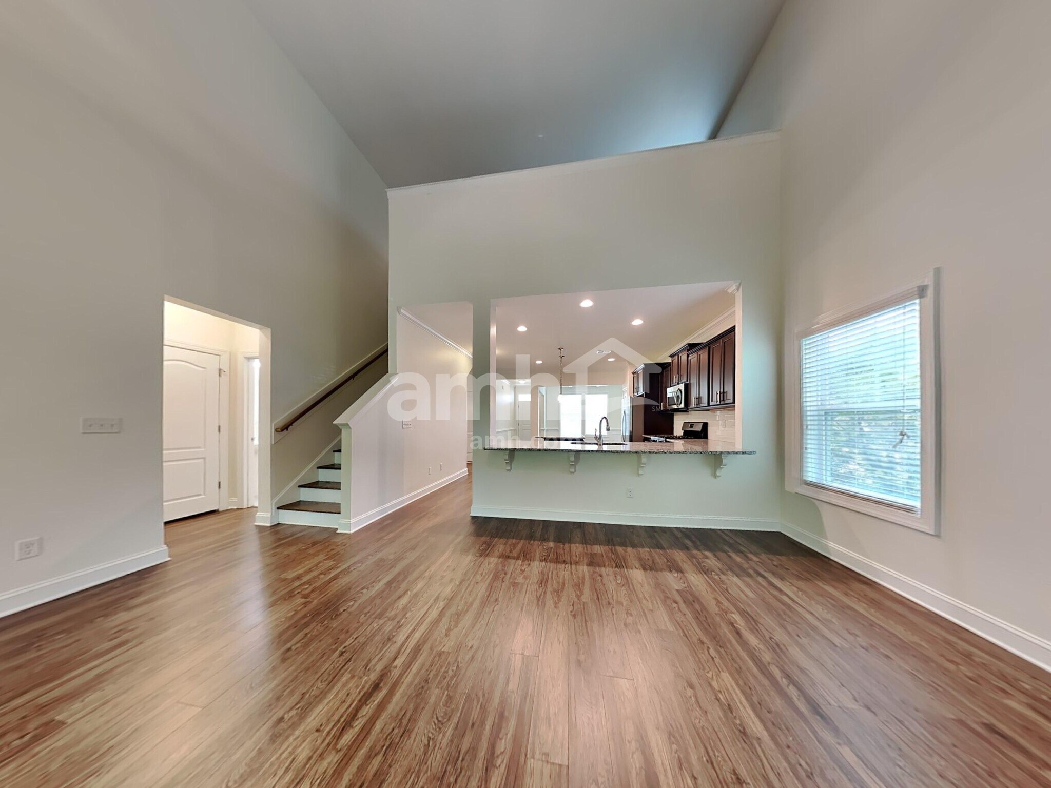 Building Photo - 101 Doral Blue Dr