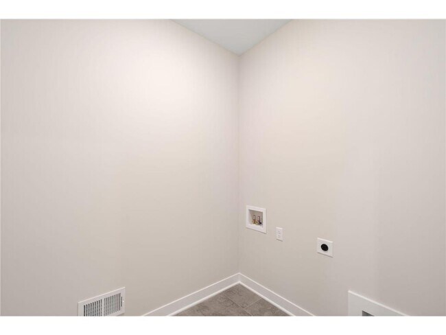 Building Photo - 13104 Ghia Ct NE