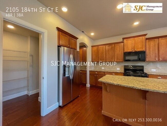 Building Photo - 2105 184th St Ct E