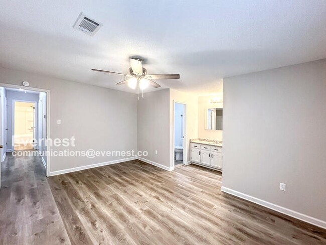 Building Photo - 4608 S Berrypick Ln