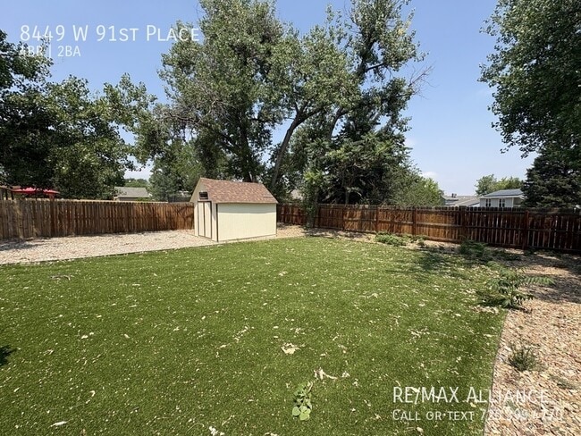 Building Photo - 8449 W 91st Pl