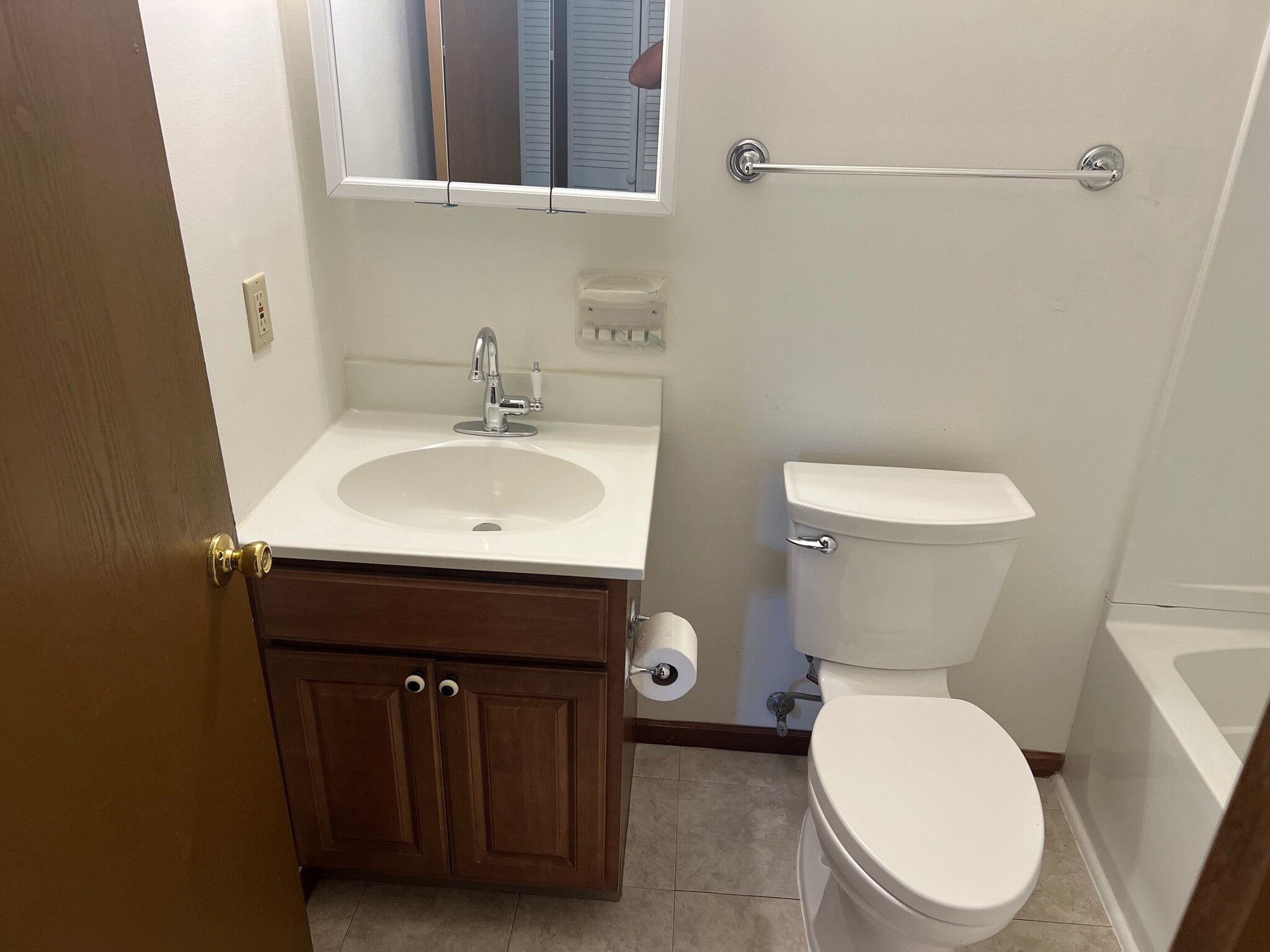 Bath - 41056 Butternut Park Ct