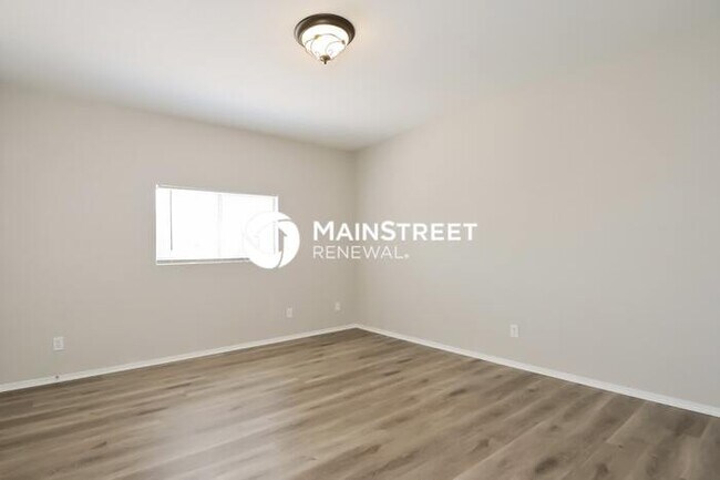Building Photo - 3 Bedroom Pet-Friendly Home in TUCSON, AZ with Main Street Renewal