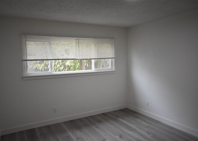Building Photo - 7597 Orange Dr