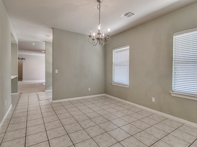 Building Photo - 2044 Sq. Ft. Home- Gated Community with a Pool/Club House-Edmond Schools- Lawn Care Included