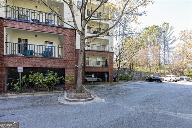 Building Photo - 3275 Lenox Rd NE