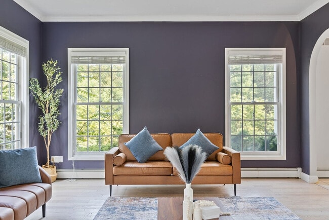 Building Photo - 321 Museum Village Rd