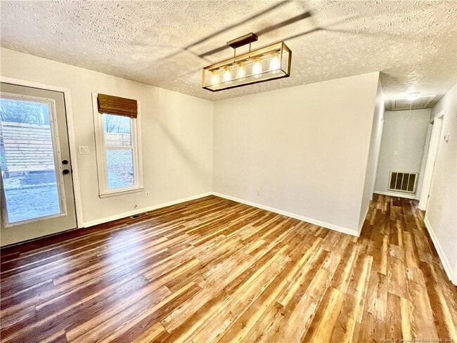 Building Photo - 1603 Hickoryridge Ct