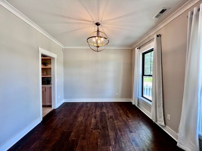 Building Photo - Gorgeous Home on Walkers Ferry Lane in The...