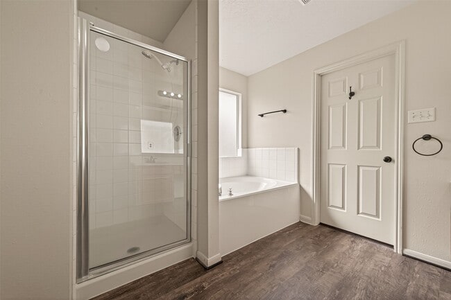 Building Photo - 11002 Heron Nest St